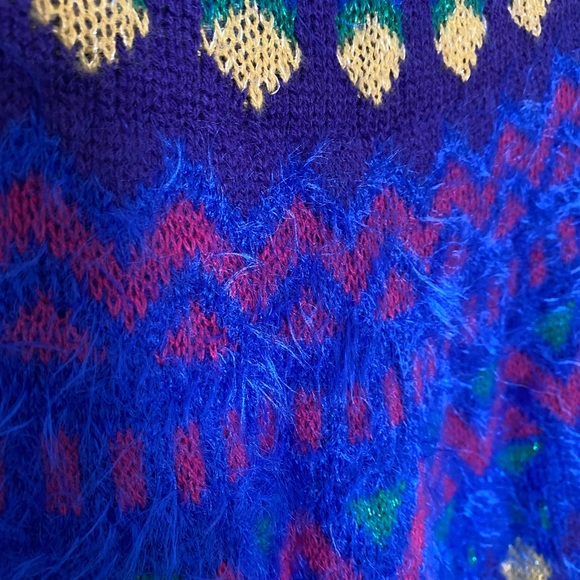 Vintage blue mohair sweater. - Picture 3 of 4